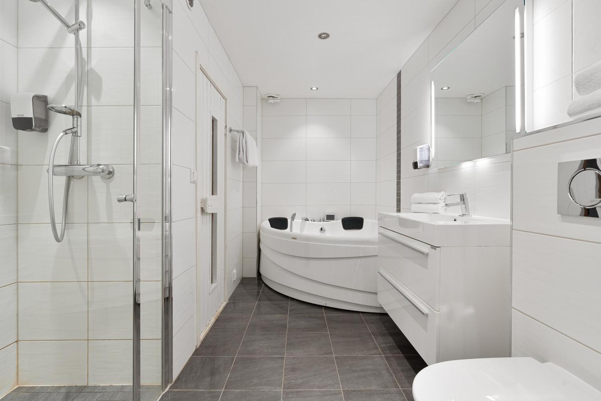 Enter Tromso - Exclusive Apartments ภายนอก รูปภาพ
