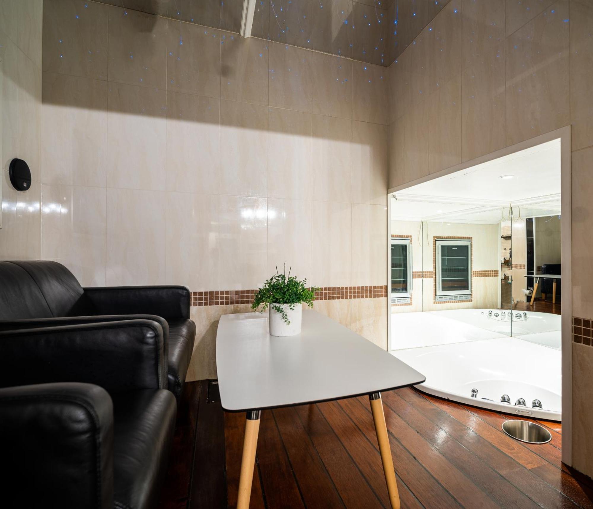 Enter Tromso - Exclusive Apartments ภายนอก รูปภาพ